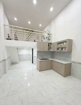 Nhà mới, đẹp, dọn vào ở ngay, ra Q1 15p