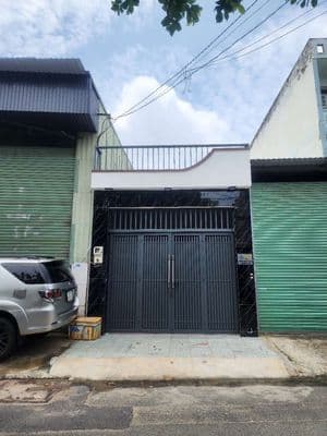 Bán nhà 4 x 20 Mặt tiền đường 10m thông, Shr, Q12
