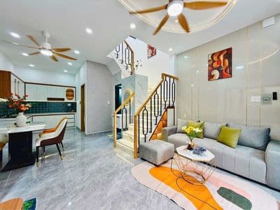 Ngay trường đh công nghiệp – 50m2 – 2 tầng – 3pn – full nội thất