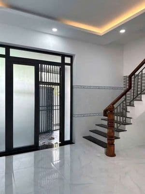 Nhà mới 1lầu 2phòng gần ngã 3 chùa,gần chè thái Kim Thoa,Tân Xuân