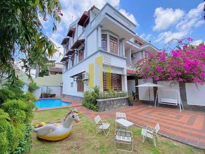 Cho Thuê Biệt Thự Sân Vườn Hồ Bơi Khu Thảo Điền Giá 80 Triệu