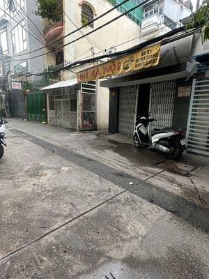 Bán nhà 2 lầu, sân thượng, hẻm xe hơi Khánh Hội, Quận 4