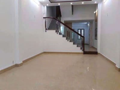 Cho thuê nhà 2 tầng: ca văn thỉnh - 2 pn
