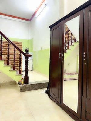 Cho thuê nhà phạm văn bạch thông nguyễn sỹ sách 2pn-2wc