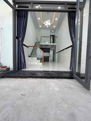 Nhà đẹp mới 60m2_đúc lửng,2p ngủ-Ngay Lê Văn Khương