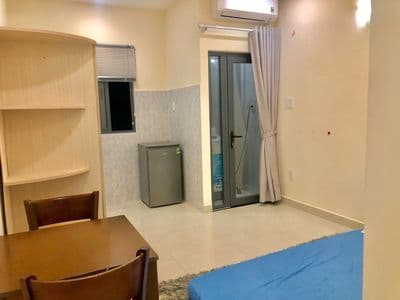 Cho thuê Căn hộ mini 20m2 Yên Thế - Sân bay TSN - Thang máy