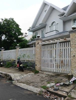 cho thuê nhà BT 230m2 1 trệt 2L đường oto Hiệp Bình Chánh Thủ Đức 32tr