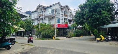 Siêu phẩm Biệt Thự GÓC 2MT đường KDC Vĩnh lộc- DT 11.5x19- ĐÚc 3.5 Tấm
