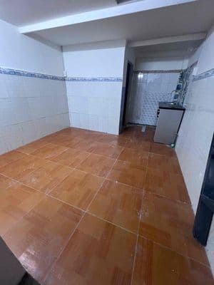 Nhà Cho Thuê Hẻm 8m 1 trệt 1 lửng 1 lầu có 5triệu