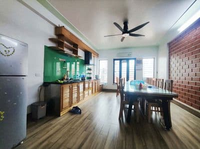 Nguyên căn Hoàng Hoa Thám, Ba Đình 45m2x5Tx3N 14 triệu