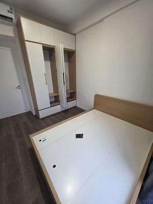 Ch 2pn 2wc góc lầu cao 18tr