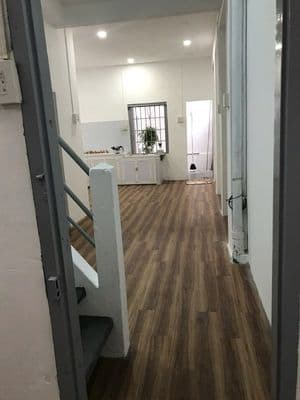 Cho thuê nhà hẻm xe máy ngay trung tâm thành phố giá 9 triệu/ tháng