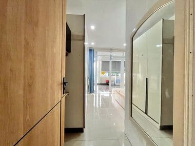 Căn hộ ban công riêng + tách bếp, chính chủ cho thuê