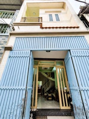 Bán gấp nhà chính chủ quận 4, khu dân cư không quy hoạch