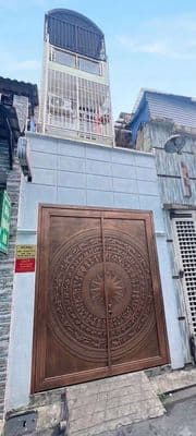 Nhà 4 tầng BTCT, 3 phòng ngủ, Hẻm nhựa ô tô thông CMT8, nhỉnh 4 tỷ.
