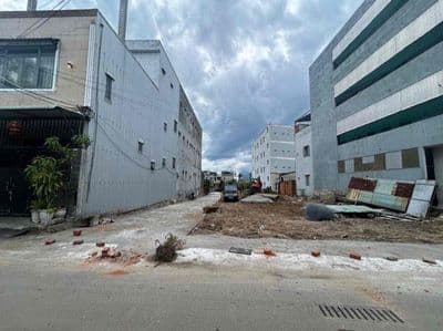 bán sụp hầm lô đất mặt tiền sát bách khoa rẻ hơn thị trường 1 tỷ