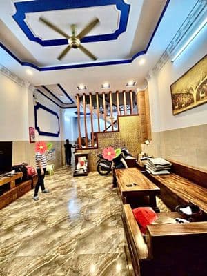 Ngang 5m -4 tầng 5pn - hxt nhựa 6m thông - gần lê trọng tấn bình tân