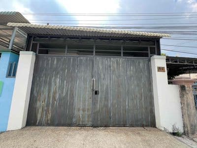 Bán nhà 2 mặt tiền gần chợ Hiệp Trường - Tây Ninh