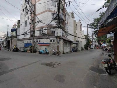 Bán Nhà Gần Bệnh viên 175 - 50M2 - Chủ Định Cư Giảm Sâu - Giá 5.89Tỷ