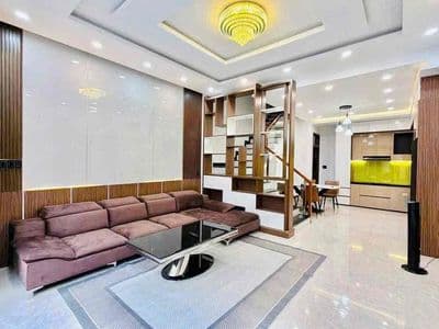 Cho thu.ê nhà 4 tầng kiệt oto NGUYỀN HỮU THỌ ngang 5m