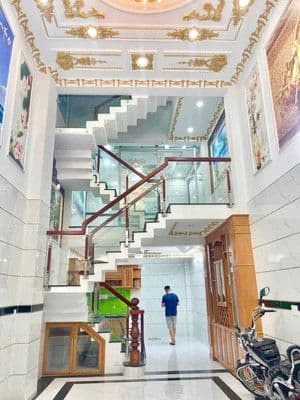 Nhà mới đẹp lê văn quới(4x12m) lửng 3lầu+st 6pn 4vs đường 8m