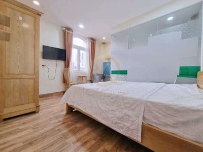 cho thuê phòng cửa sổ trời thang máy hầm xe