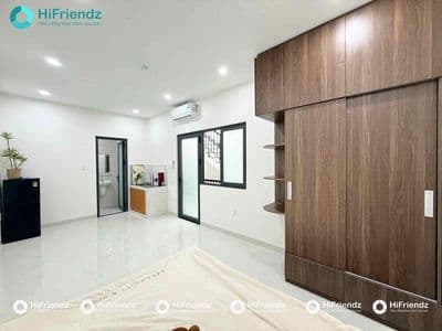 Studio full nội thất - 30m2 thang máy - ngay hồng lạc ngã tư bảy hiền