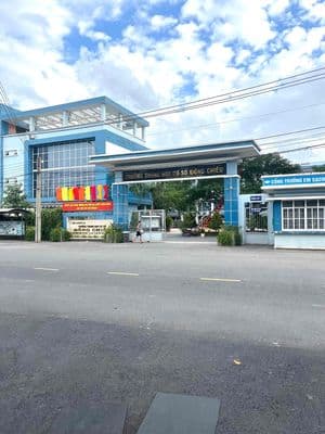 Nhà SHR DT 99,5m2 (5x20m) 3pn ngay trường học Đường Đặng Văn Mây vô
