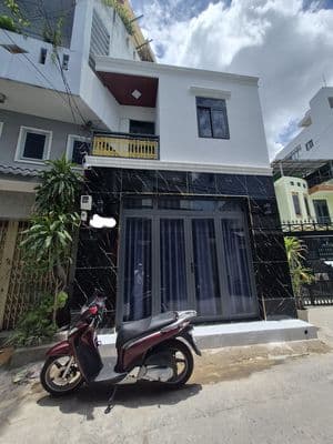 Lâm văn bền q7- hẻm ôtô- 5x6m- 2 tầng- chỉ 2.1 tỷ