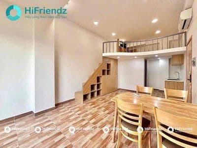 Phòng Duplex có ban công siu xịn ở Dương Quảng Hàm