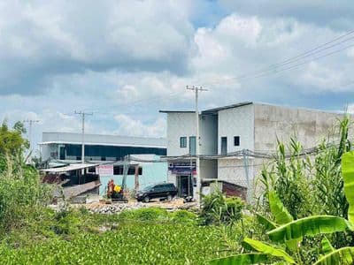 Bán nền thổ cư đối diện trường đại học Nam Cần Thơ đường Nguyễn Văn Cừ
