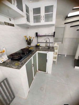 Cho thuê nhà Vạn Kiếp BT - trệt 1 lầu sân thượng có sẵn NT