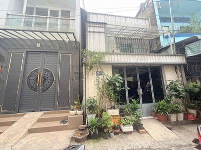 Bán nhà hẻm Chợ Lớn, 4,4x9m, 1 Lầu, 1 gác