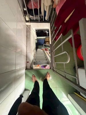 Nhà nhỏ 4 lầu rẻ