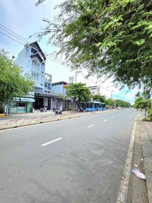 Nhà Mặt Tiền Kinh Doanh buôn bán, Huỳnh Tấn Phát, Nhà Bè 5 x 21, 8,7ty