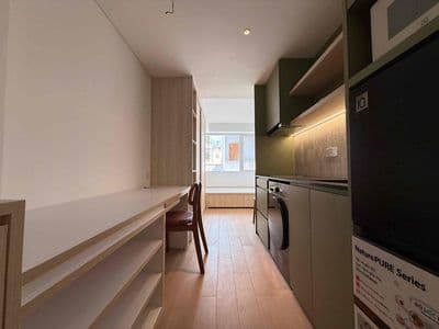 Căn Studio Cửa Sổ Đẹp Mới 100% Ngay CMT8 Quận 3