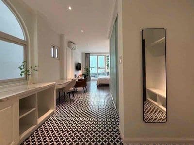 Cho thuê căn hộ studio ban công siêu đẹp ngay vòng xoay dân chủ giá rẻ