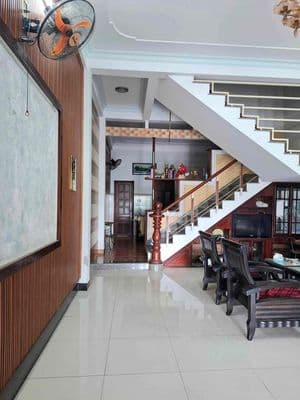 Cho thuê nhà 2 tầng đường hoàng sâm gần cầu ntp gần chợ hoà xuân