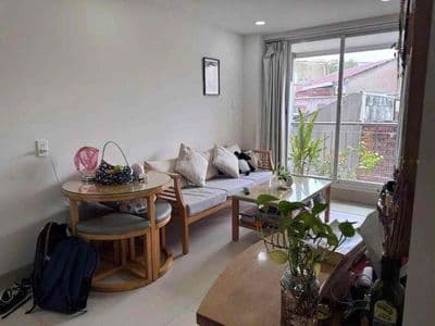 1 phòng ngủ tách bếp có cửa sổ trời full nội thất gần ngã tư hàng xanh