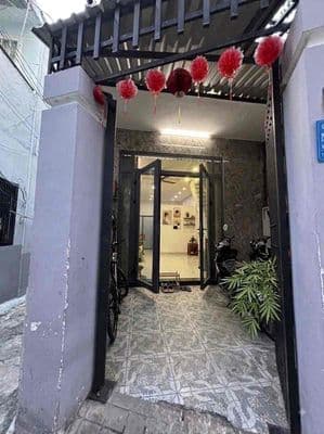 Nhà 1 trệt 1 lầu – 2pn 2wc – linh chiểu – chỉ 9,5tr