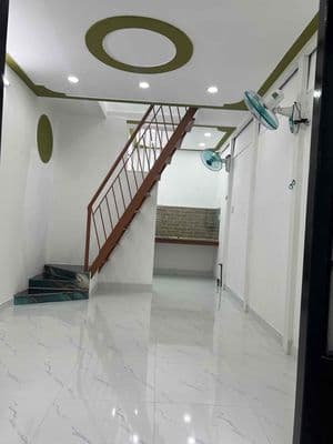cho thuê nhà nguyên căn nhỏ đẹp sạch sẽ mới hoàn toàn