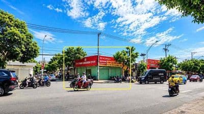 Góc 2 Mặt Tiền Kinh Doanh đường Chế Lan Viên