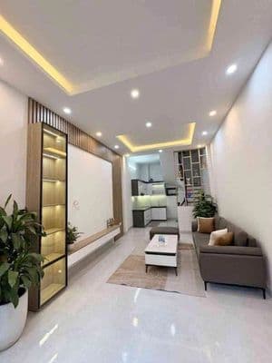 Bán nhà Trương Định - Tân Mai, 35m - 5 tầng, ngõ thông