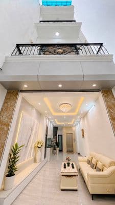 Bán nhà góc 2 thoáng Trương Định, Hoàng Mai, 48m², 6 tầng thang máy