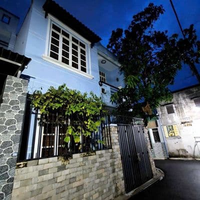 Nhà 2 mặt hẻm Tân Chánh Hiệp 1lầu 3phòng, 2 vs Q12 cho thuê
