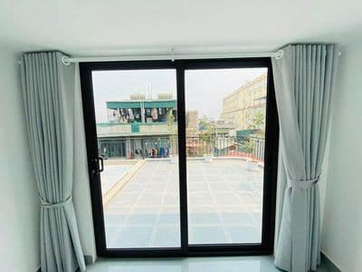 Cho thuê nhà Nguyễn Tuân, lô góc, ô tô dừng đỗ