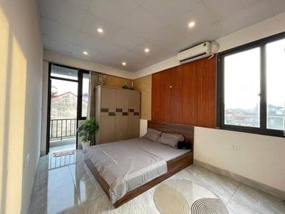 Cho thuê nhà 164 Vương Thừa Vũ, Thanh Xuân, có thang máy, nội thất