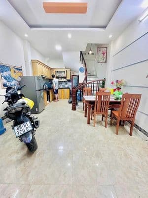 Cho thuê nhà nguyên căn 35m2 x 6 tầng, Cầu Giấy, full nội thất