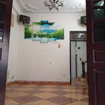 Cho thuê nhà nguyên căn 2 tầng 1 tum gần Bệnh viện Nông nghiệp 1, Than