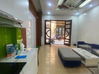 Cho thuê nhà riêng 40m² Xã Đàn, Đống Đa, ô tô, 15 triệu